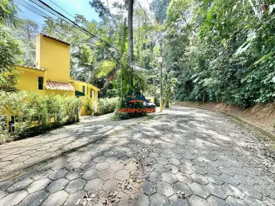 Casa de Condomínio com 3 Quartos à venda, 485m² no Jardim Três Marias, Taboão da Serra