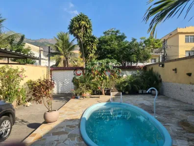 Casa com 3 Quartos à venda, 386m² no Piedade, Rio de Janeiro
