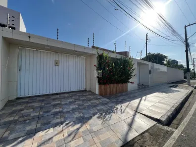 Casa com 3 Quartos à venda, 340m² no Coroa do Meio, Aracaju