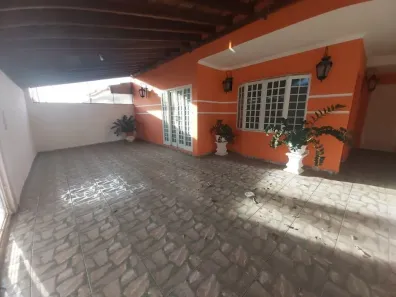 Casa com 3 Quartos à venda, 170m² no Jardim Aparecida Nasser, Marília
