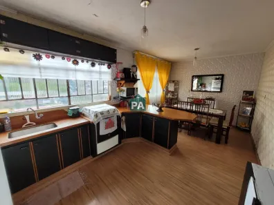 Casa com 4 Quartos à venda, 168m² no Estância São José, Poços de Caldas