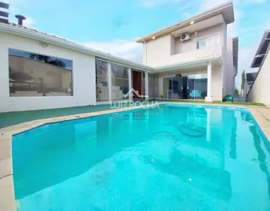 Casa de Condomínio com 4 Quartos à venda, 380m² no São Paulo II, Cotia