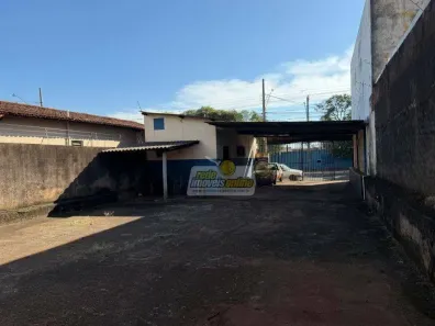 Ponto Comercial para alugar, 121m² no Leblon, Uberaba