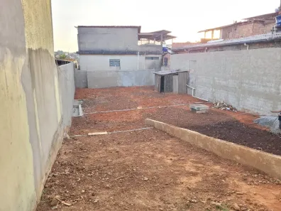 Lote/Terreno à venda, 360m² no Independência (Barreiro), Belo Horizonte