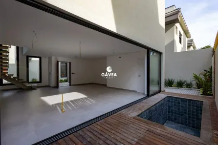 Casa com 3 Quartos à venda, 145m² no Camburi, São Sebastião