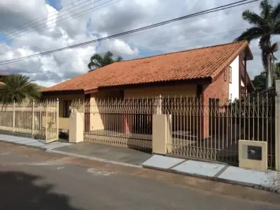 Sobrado com 4 Quartos à venda, 636m² no Setor de Habitações Individuais Norte, Brasília