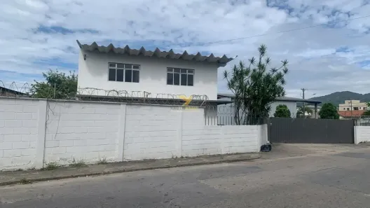 Galpão/Depósito/Armazém para alugar, 216m² no Serraria, São José