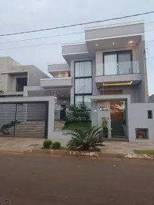 Sobrado com 3 Quartos à venda, 300m² no Igara, Canoas