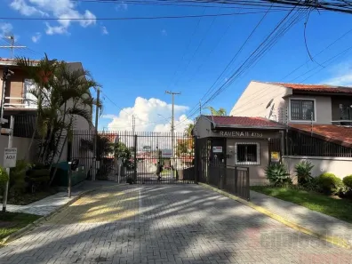 Sobrado com 3 Quartos à venda, 79m² no Boqueirão, Curitiba