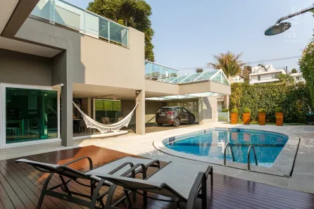 Casa de Condomínio com 5 Quartos à venda, 556m² no Campo Comprido, Curitiba