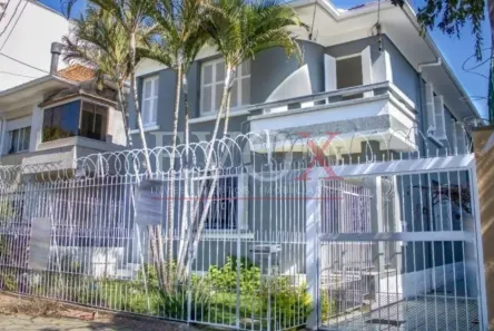 Sobrado com 7 Quartos à venda, 482m² no Santa Cecília, Porto Alegre
