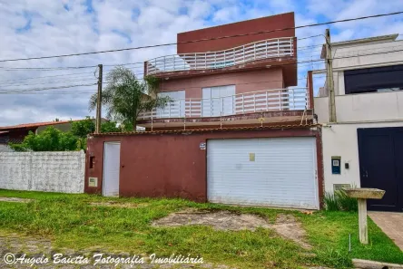 Sobrado com 3 Quartos à venda, 264m² no Bal Stella Maris, Peruíbe