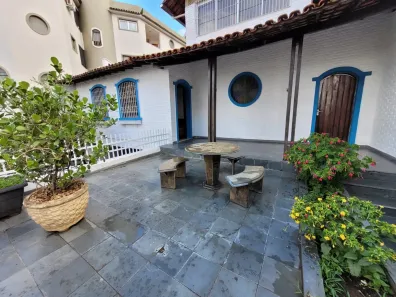 Casa com 11 Quartos à venda, 379m² no São Lucas, Belo Horizonte
