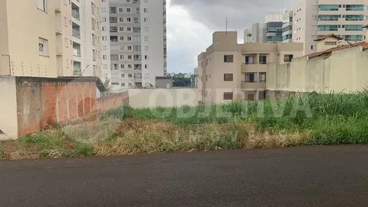 Lote/Terreno à venda, 600m² no Patrimônio, Uberlândia