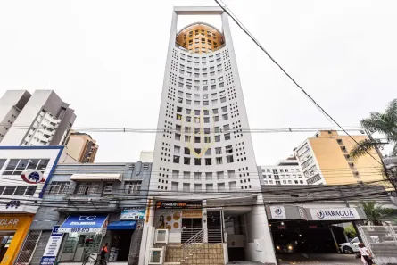 Sala Comercial à venda, 49m² no Centro, Curitiba