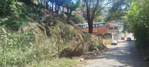 Lote/Terreno à venda, 950m² no Jardim Sadie, Embu das Artes