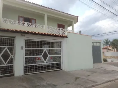 Casa com 2 Quartos à venda, 233m² no Parque Novo Mundo, Americana