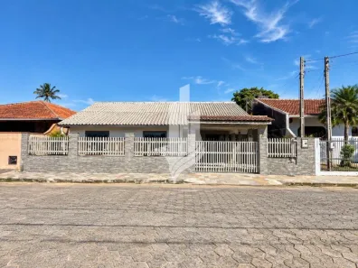 Casa com 3 Quartos à venda, 131m² no Figueira, Gaspar