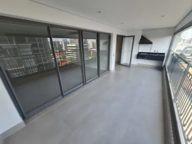 Apartamento com 3 Quartos para alugar, 160m² no Moema, São Paulo
