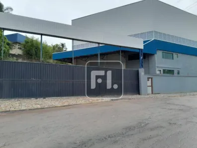 Galpão/Depósito/Armazém para alugar, 800m² no Parque Paraíso, Itapecerica da Serra