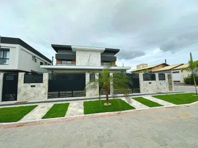 Casa com 3 Quartos à venda, 162m² no Rio Tavares, Florianópolis