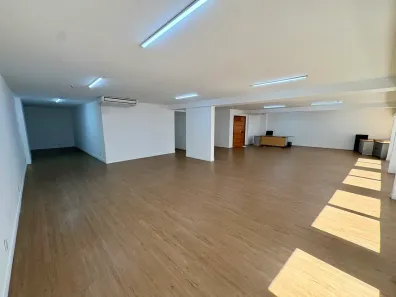 Sala Comercial para alugar, 250m² no Centro, Rio de Janeiro