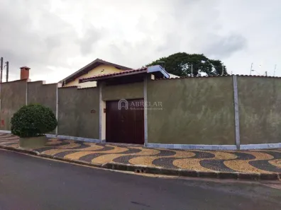 Casa com 3 Quartos à venda, 240m² no Vila Nogueira, Campinas