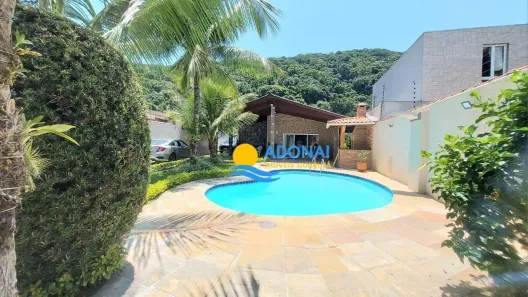 Casa com 6 Quartos à venda, 246m² no Guaiúba, Guarujá