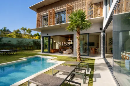 Casa de Condomínio com 5 Quartos à venda, 538m² no Campo Comprido, Curitiba