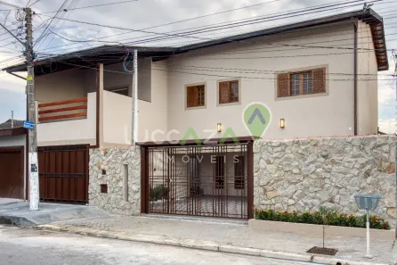 Sobrado com 7 Quartos à venda, 358m² no Parque Brasil, Jacareí