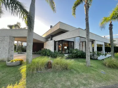 Casa de Condomínio com 4 Quartos à venda, 255m² no XANGRI-LÁ, Xangri-lá