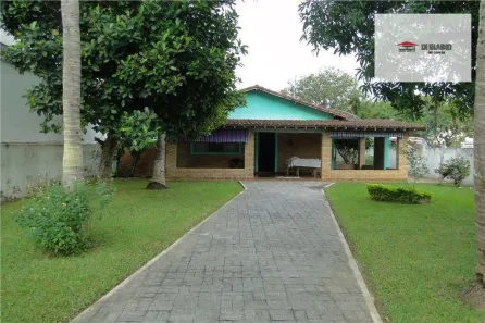 Casa com 4 Quartos à venda, 180m² no Centro, Caraguatatuba