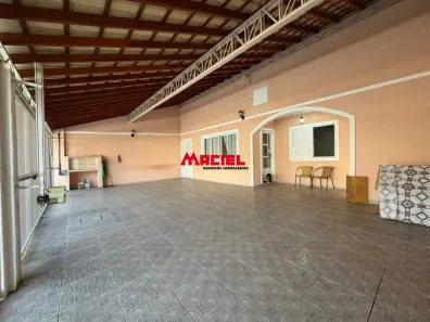 Casa com 3 Quartos à venda, 250m² no Bosque dos Eucaliptos, São José dos Campos