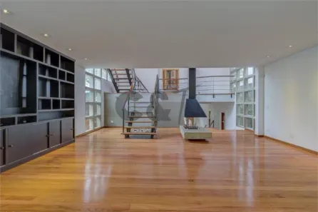Casa de Condomínio com 3 Quartos para alugar, 340m² no Jardim dos Estados, São Paulo