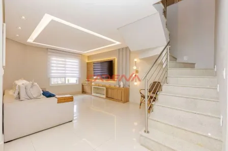Sobrado com 3 Quartos à venda, 125m² no Campo Comprido, Curitiba