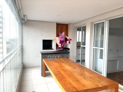 Apartamento com 3 Quartos para alugar, 127m² no Vila Gumercindo, São Paulo