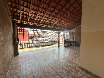 Casa com 3 Quartos para alugar, 200m² no Vila Prado, São Carlos