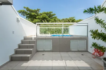 Casa com 3 Quartos para alugar, 273m² no Barra da Tijuca, Rio de Janeiro