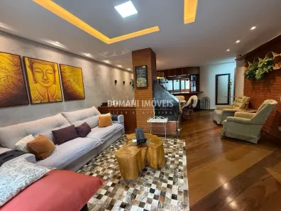 Apartamento com 4 Quartos à venda, 124m² no Abernéssia, Campos do Jordão