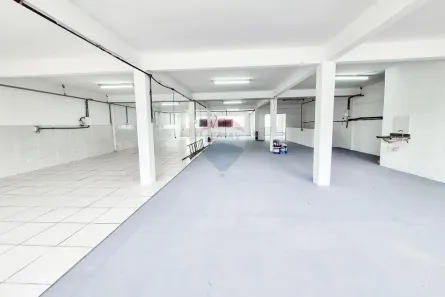 Sala Comercial para alugar, 240m² no Centro, Juiz de Fora