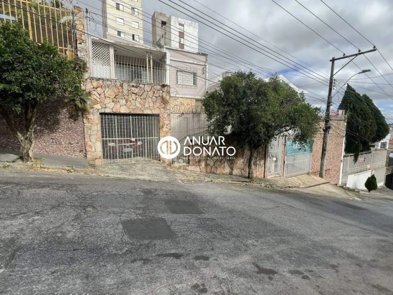Casa com 3 quartos — Barroca, Belo Horizonte