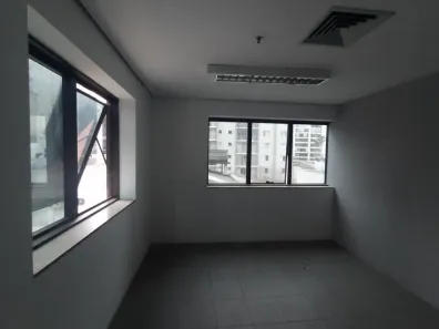 Sala Comercial para alugar, 50m² no Moema, São Paulo