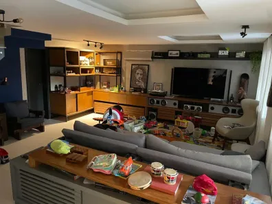 Casa de Condomínio com 5 Quartos à venda, 230m² no Barra da Tijuca, Rio de Janeiro