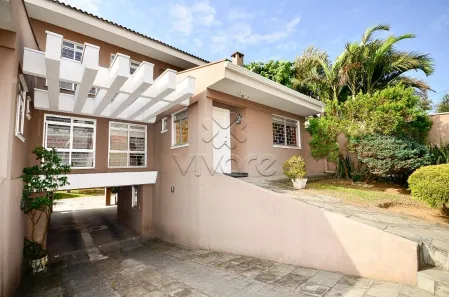 Sobrado com 3 Quartos à venda, 200m² no Vista Alegre, Curitiba