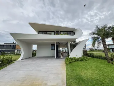 Casa de Condomínio com 5 Quartos à venda, 350m² no XANGRI-LÁ, Xangri-lá