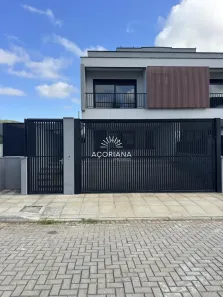 Casa com 3 Quartos à venda, 189m² no Rio Tavares, Florianópolis