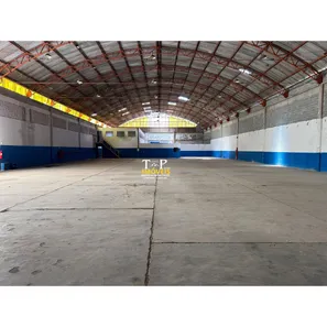 Galpão/Depósito/Armazém com 1 Quarto para alugar, 1750m² no Piracangaguá, Taubaté