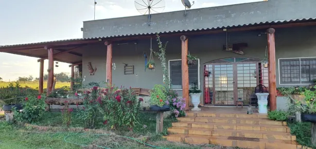Fazenda/Sítio com 3 Quartos à venda, 150m² no Centro, Uberlândia