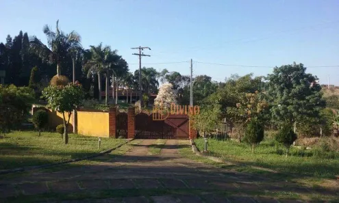 Fazenda/Sítio com 3 Quartos à venda, 1500m² no Carafá, Votorantim