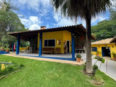 Fazenda/Sítio com 4 Quartos à venda, 4000m² no Santo Antônio dos Campos, Divinópolis